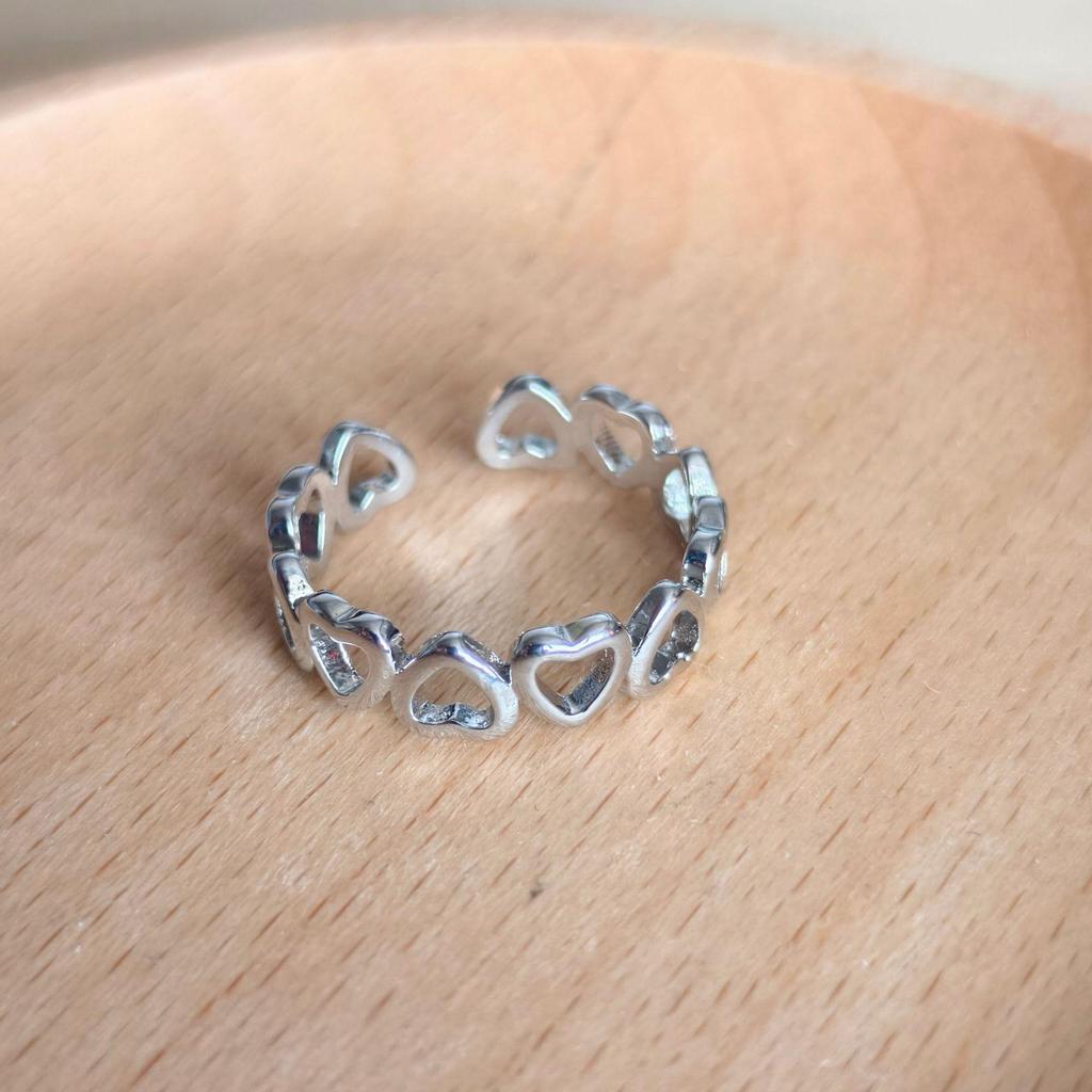 Temu Heart-to-Heart Hollowed-Out Ring: Women's Casual Style Jewelry