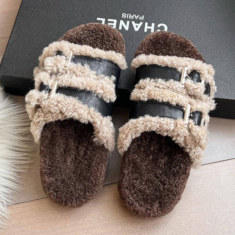 

Warm sister one-word button lamb wool piled thick-soled fluffy slippers outer wear women 40 чорний