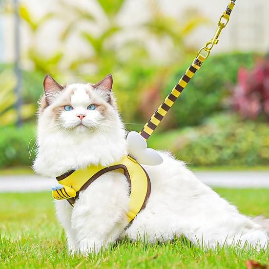 Bee Shaped Small Dog Harness And Leash Set Cartoon Puppy Walking Vest Harness with Wing for Small Dogs Cats