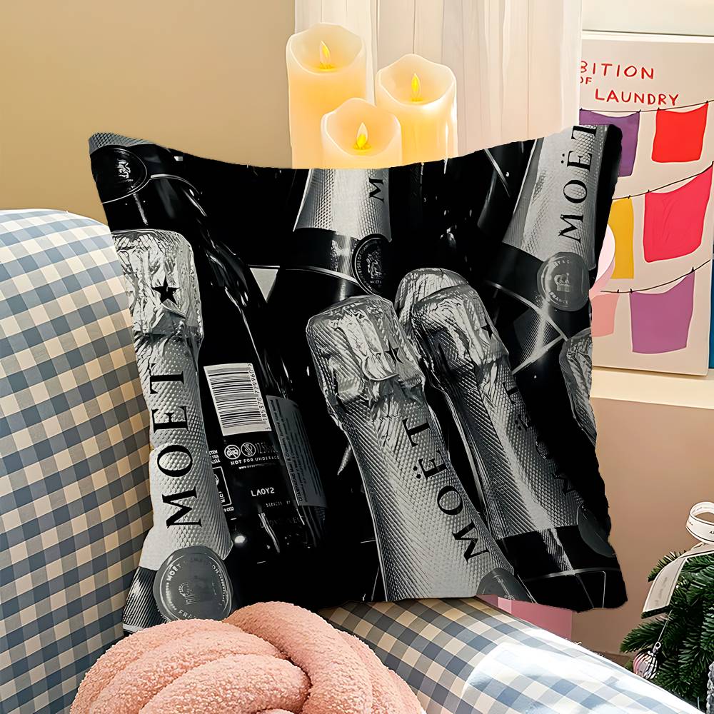 Brand M-Moet C-Chandon Luxury Maple Design Cushion Cover Happy Autumn Harvest Decor Holiday Decorati Pillow Cover