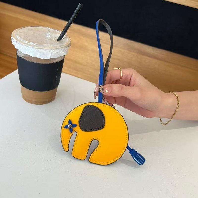 New Color Matching Cute Baby Elephant Elephant Bag Small Holding Decoration Exquisite Cartoon Pendant