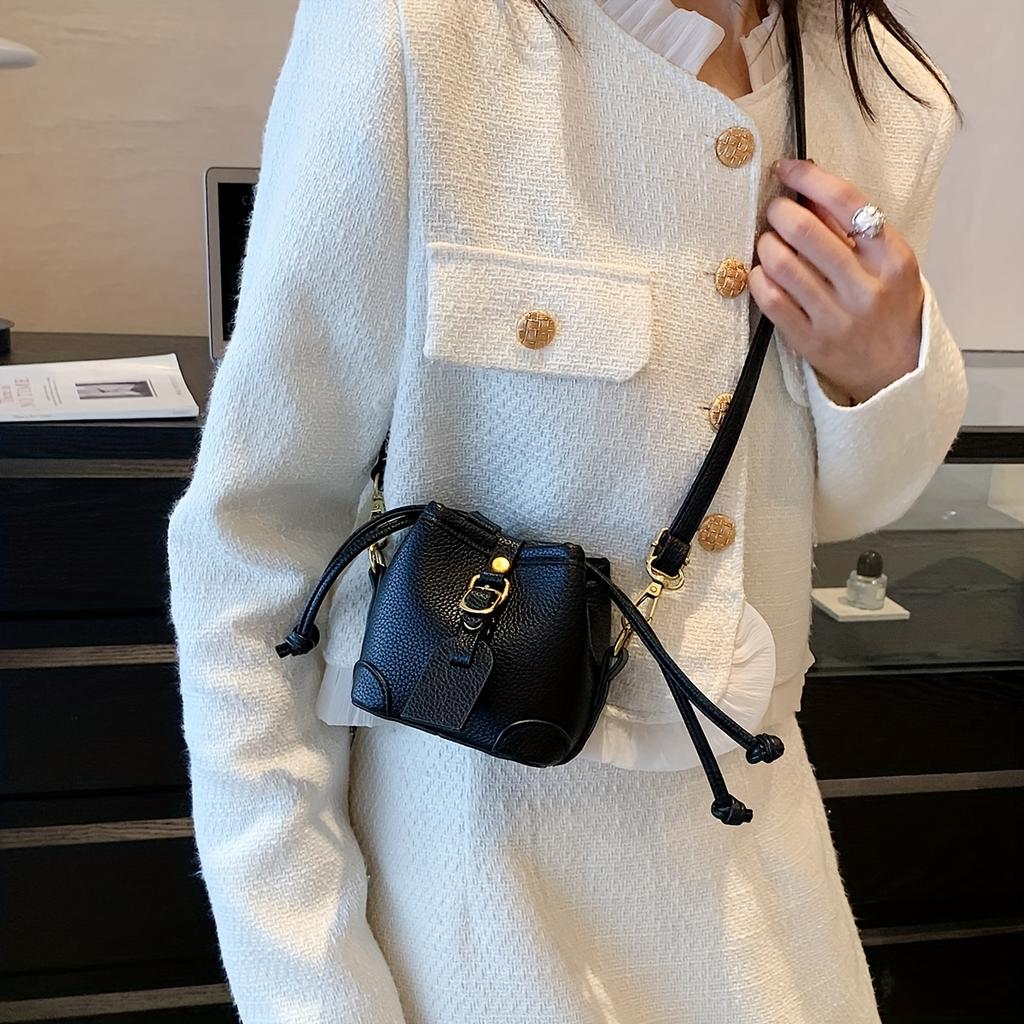 Trendy Color Block Mini Bucket Bag For Girls Cute PU Leather Crossbody Bag Lightweight Drawstring Shoulder Bag For School Parties