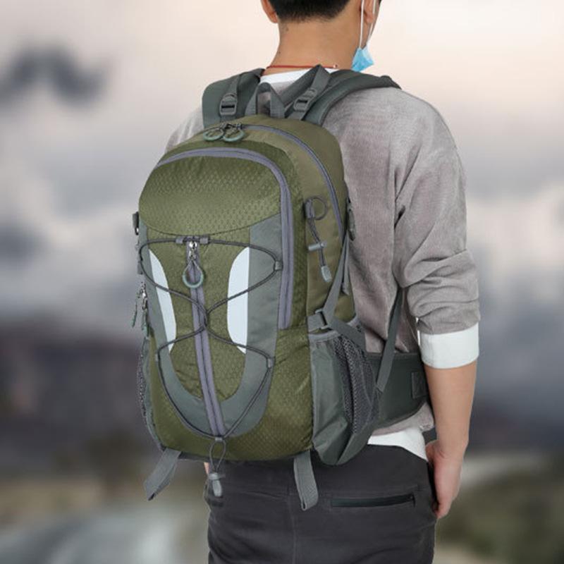 Large Capacity Outdoor Sports Bag with Load-Reducing Spine Protection for Men and Women - Ideal for Running and Fitness, Customizable LOGO Available