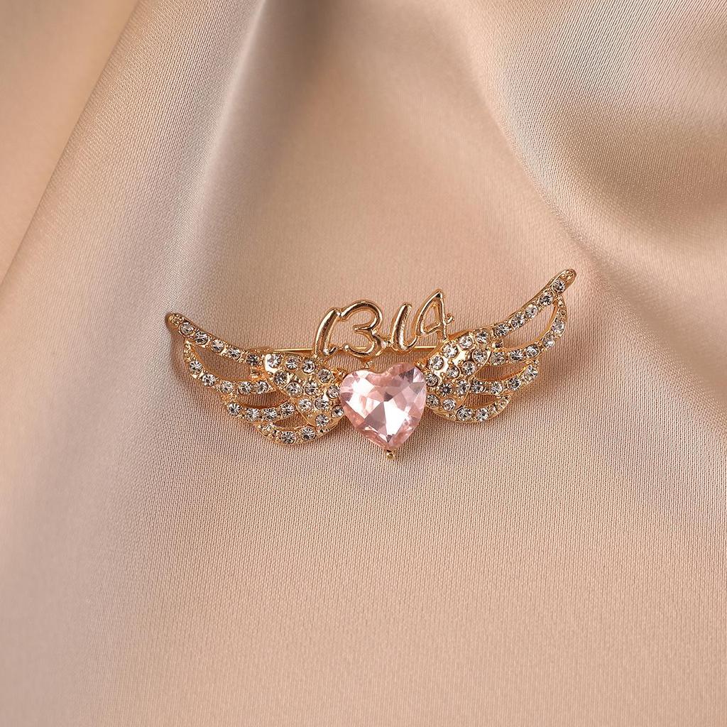 2026 High-End Butterfly Brooch: Elegant Summer Accessory for Shirts and Suits