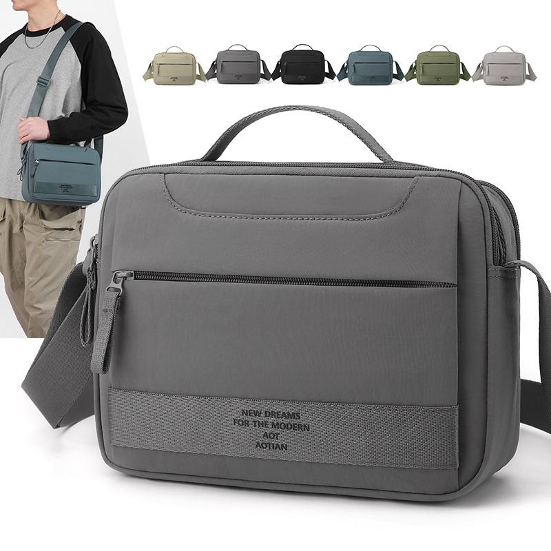 Men's Outdoor Lightweight Bag Travel Bag Shoulder Crossbody Bag