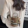 High-End Fashion Women'S Portable Bucket Bag Versatile Mobile Phone Bag Casual Shoulder Oblique Span Bag