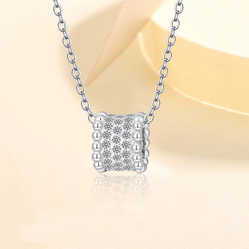 S925 Sterling Silver Moissanite Pendant Necklace – Slim Waist Design with Micro-set Diamonds