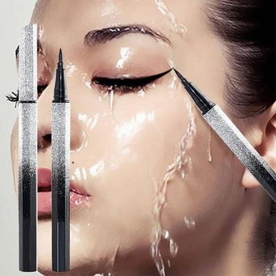 1 Stk. Wasserdichter, langanhaltender flüssiger Eyeliner, schnell trocknend, cool und wischfest, charmantes Damen-Augen-Make-up-ToolMake-up