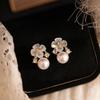 Exquisite White Flower Stud Earrings For Women Small  Imitation Pearl Earrings Wedding Party Elegant Jewelry Gift