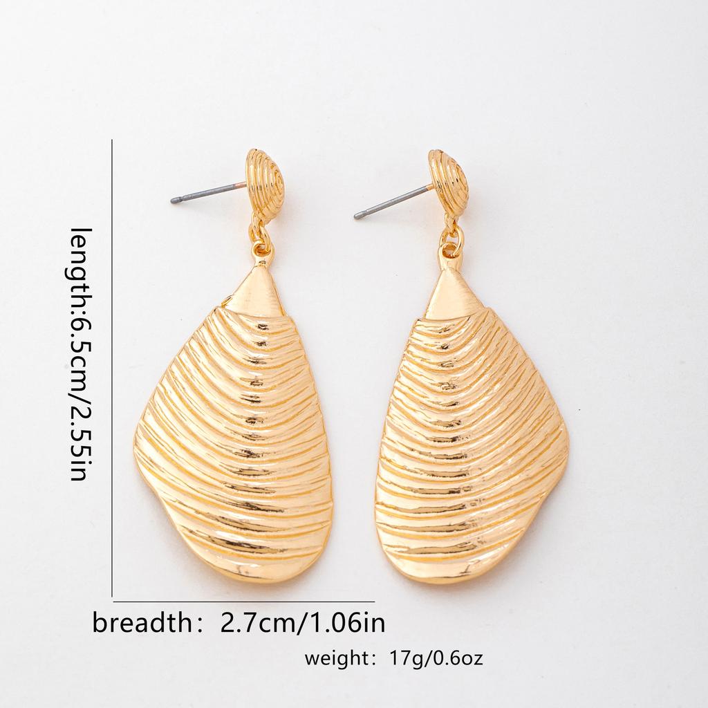 Niche Design Metal Shell Pattern Water Drop Light Luxury Wave Pattern Earrings Commuting Versatile High-end Earrings