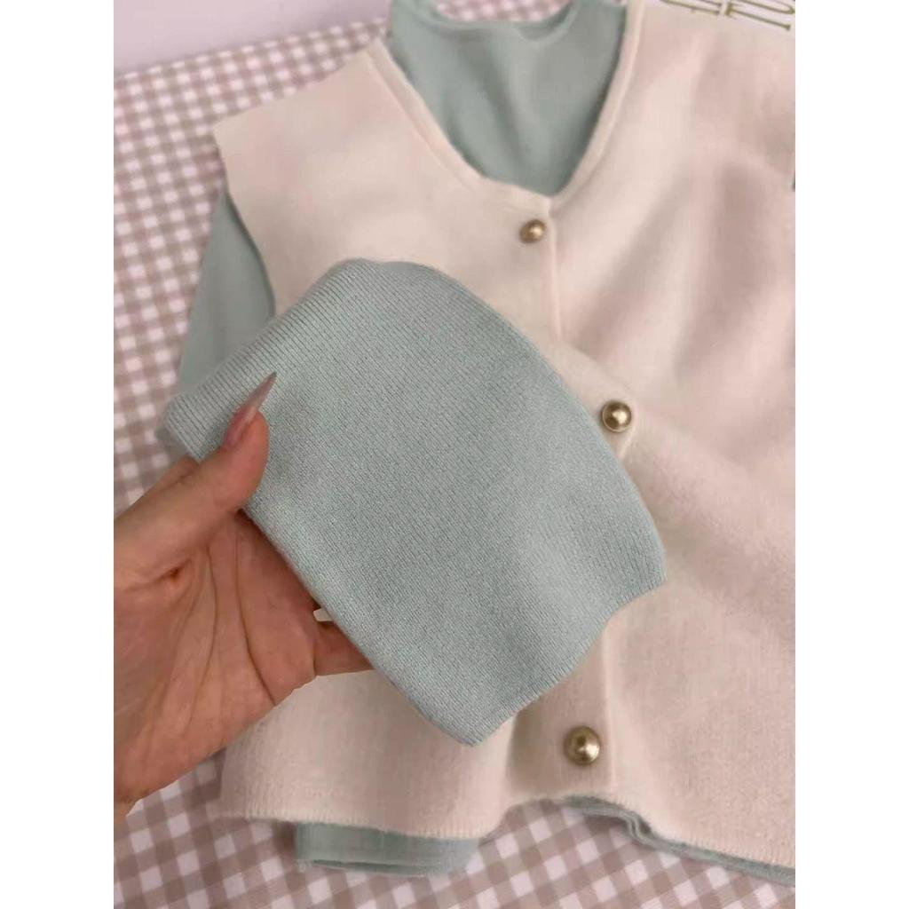 Plus Size Soft & Cozy Knit Sweater for Autumn/Winter - Half-High Neck, Korean Style