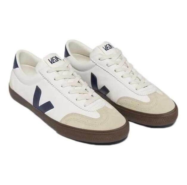 

Veja Кросовки Volley