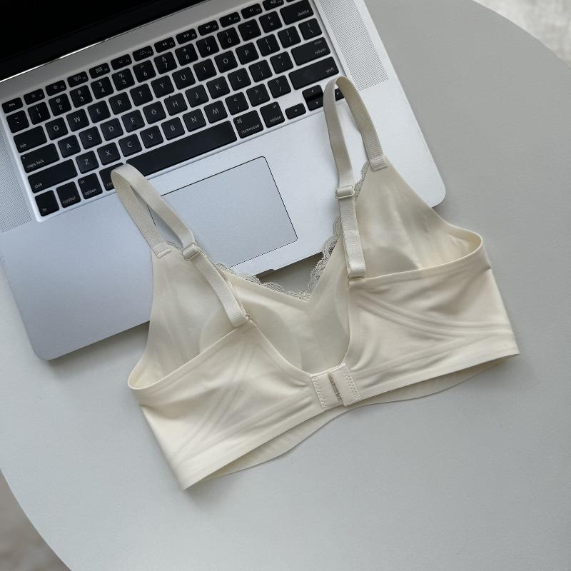 Liquid Foundation Seamless Soft Support Underwear Summer Thin Breathable Anti-sagging Close Sub-breasts Small Breasts Gather Invisible Bra Cover