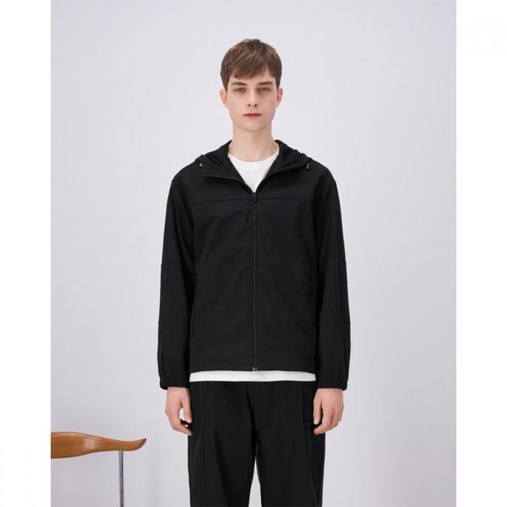 

Guess Windbreaker With Hood Nylon Stretch Mo2w9880 black (BLK)/M