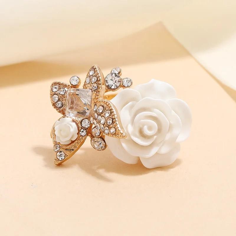 

Модное кольцо с розой в корейском стиле, бриллиантовое кольцо, высококачественное мастерство, свежий цветочный дизайн, кольцо для женщин All yards белый