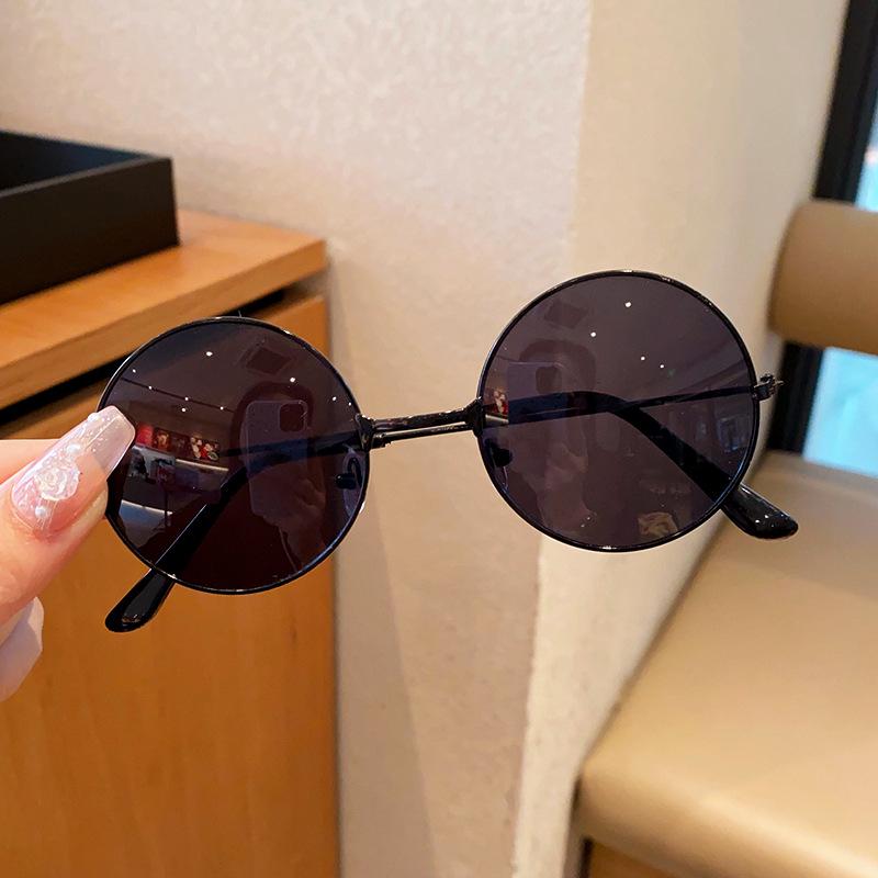 Trendy Polarized Aviator Sunglasses for Boys & Girls - UV Protection