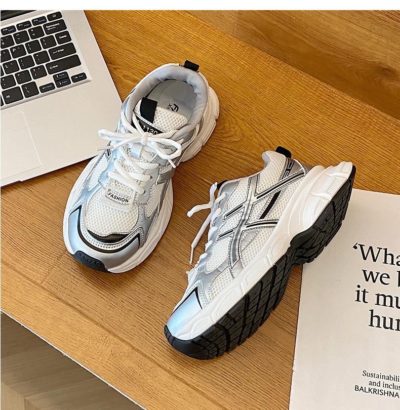 

Легкие ретро кроссовки на толстой подошве, увеличивающие рост, с мягкой подошвой, женские летние новые модели, подчеркивающие стопу, в маленьком гонконгском стиле, кроссовки папы из Парижа 40