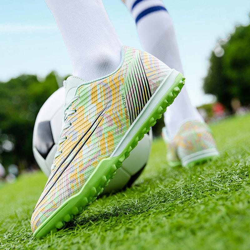 Children Soccer Shoes Professional Training TF/AG Boots Men Soccer Cleats Sneakers Kids Turf Futsal Football Shoes for Boys Size 34-45
