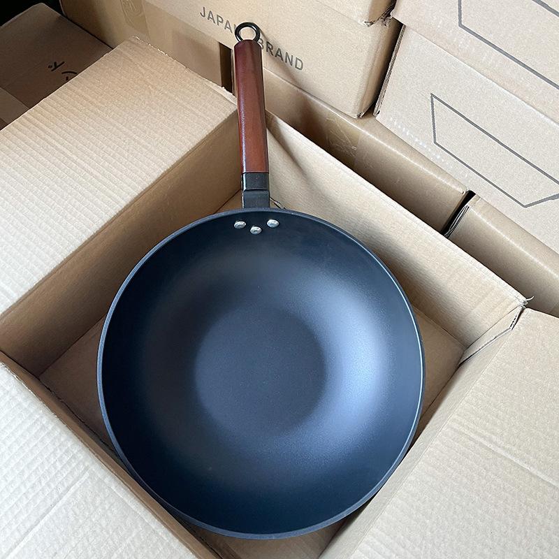 Household wok flat bottom non-stick pan induction cooker gas stove
