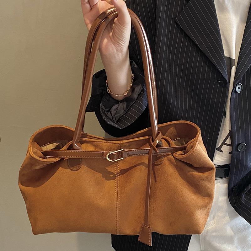 Retro Fashion Tote Bag Women's Autumn New Large-capacity Casual Shoulder Bag High-value Underarm Bag