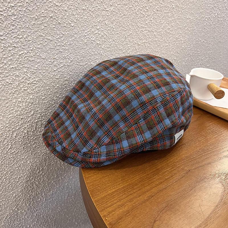 Trendy Retro Grid Print Newsboy Cap Windproof Warm Features Casual Streetwear