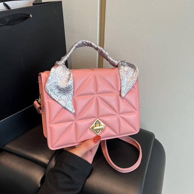 New Style and Fashionable Design One Shoulder Crossbody Fashionable Solid Color Spring and Summer Small Square Bag Texture Crossbody Bag