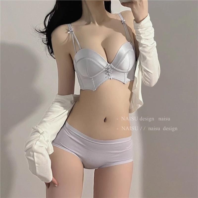 Pure Desire Girl Red Underwear Small Chest Push Up To Show Big Sexy Side Breasts Bra Set