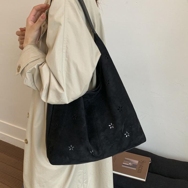 Suede bag women's large capacity autumn and winter casual shoulder mother and child bag retro tote bag