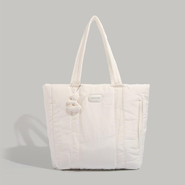 

Autumn and winter new large-capacity cotton-filled down bag women s niche design casual commuter tote bag handbag shoulder bag белый