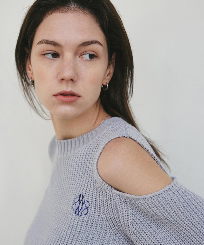 Nigaennikol Signature Cut Out Crew Neck Knit_Sky Blue