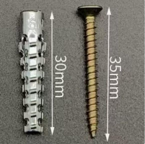 Zubatá hmoždinka pro lehké a duté cihlové zdi