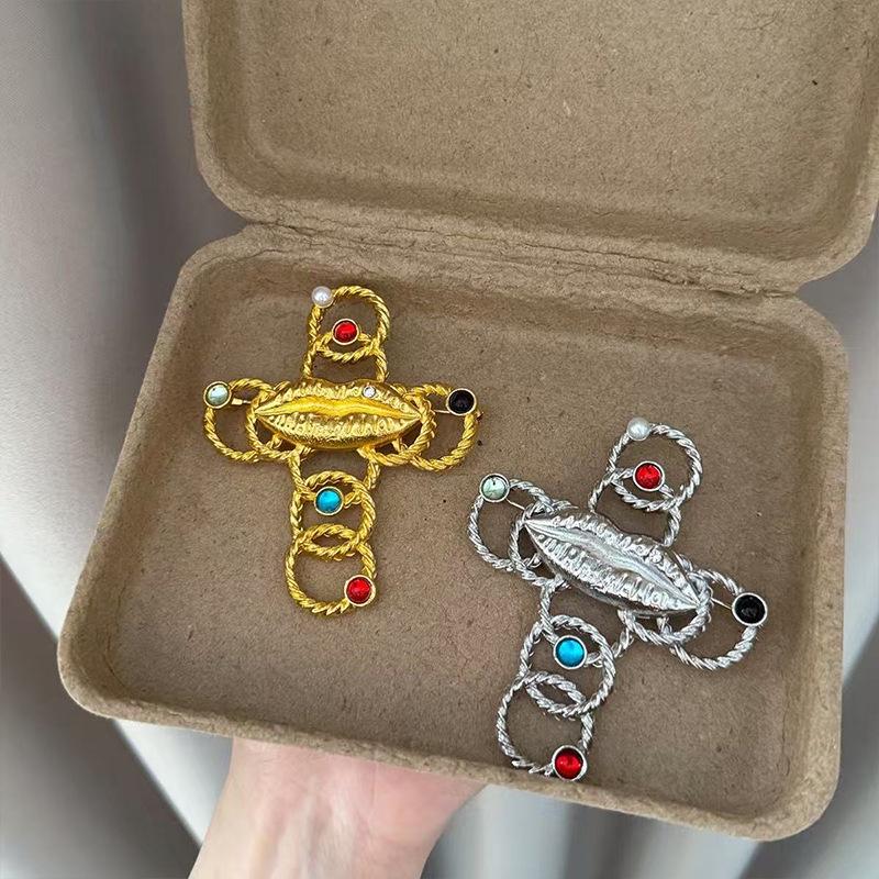 Custom Rhinestone Metal Cross & Lips Brooch - Vintage Style for Women
