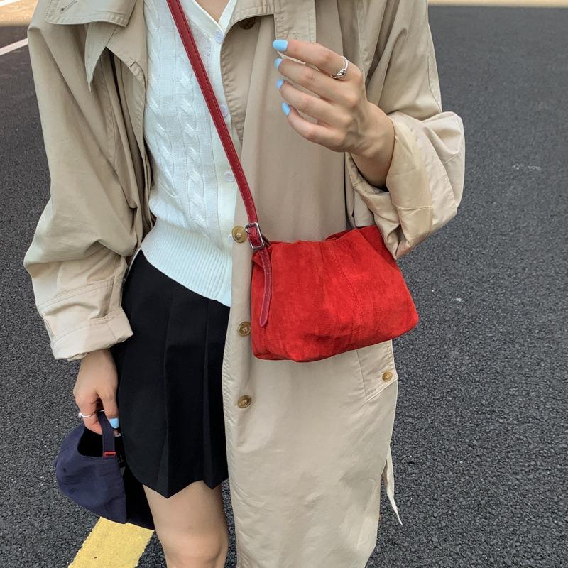 New lazy candy color cloud bag portable shoulder bag suede pleated small bag messenger bag