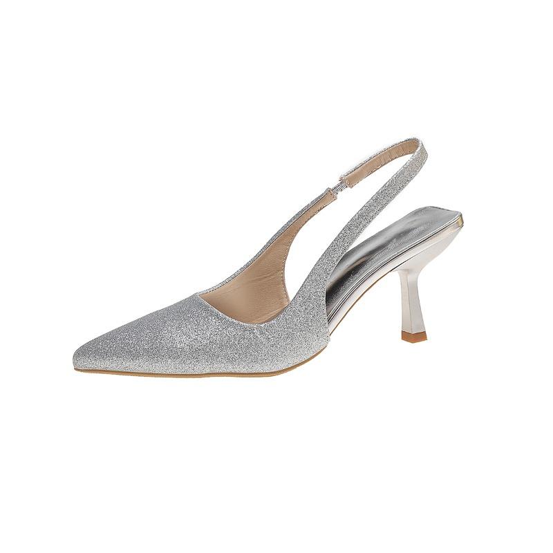 

Мода 2025 Новые женские сандалии с закрытым носком больших размеров Классика Блестящие Остроносые Слипоны Тонкий каблук Модные Универсальные Туфли 43 серебряный