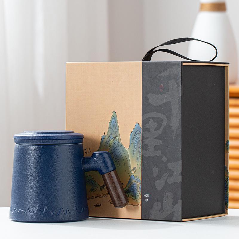 Hand-Painted Ceramic Office Mug: Distant Mountains Design, Teacup with Separate Brewing Chamber, Ideal for Water or Tea - Perfect Business Souvenir.