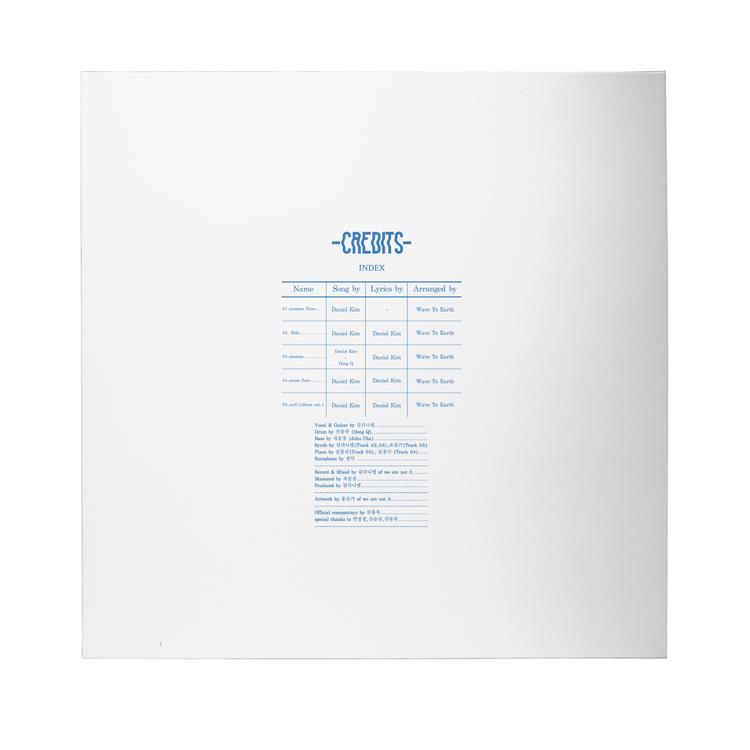 WAVE TO EARTH [summer Flows 0.02] 2nd EP Album (Blue / White Vinyl)