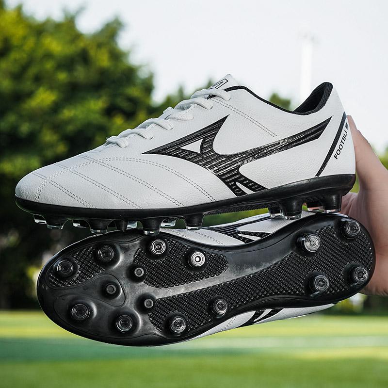 Professional Soccer Shoes Men Anti-slip Outdoor Grass Training Lace-up Football Boots Wear-resistant Comfortable Men Sports