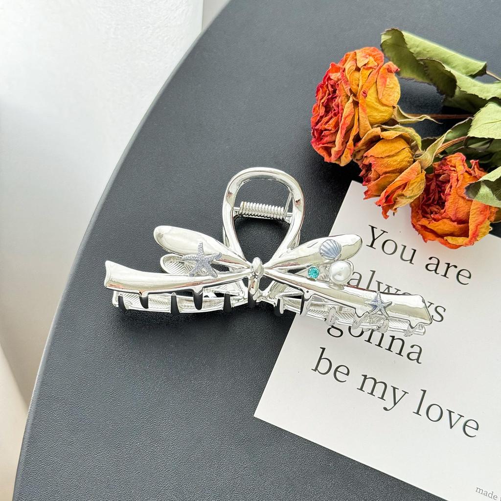 

Elegant Starfish Shell Hair Clip With Rhinestone Accents For Fashionable Women