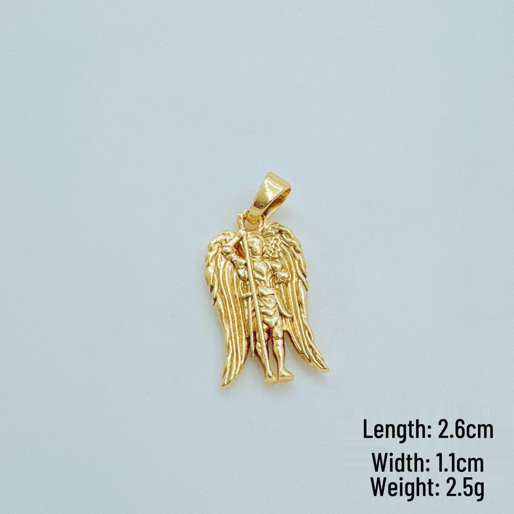 European American Cross Pendant Necklace: Hip Hop Fashion Jewelry for Women