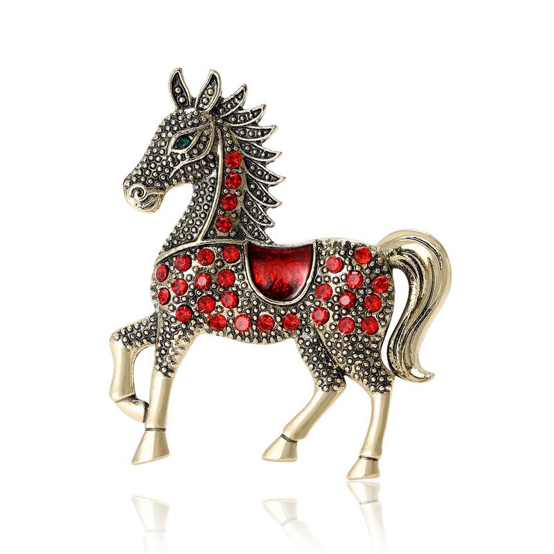‘1Pc Classic Rhinestone Horse Brooches For Women Versatile Animal Lapel Pins Clothing Corsage Jewelry Accessories New Year Gifts