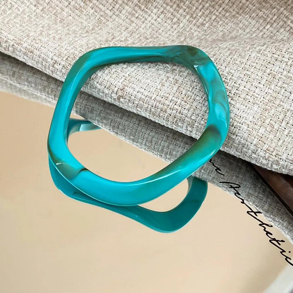 Minority Design Glitter Acrylic Bangle Retro Exaggerated Jelly Color Wide Bracelet Vintage Jewelry Accessories