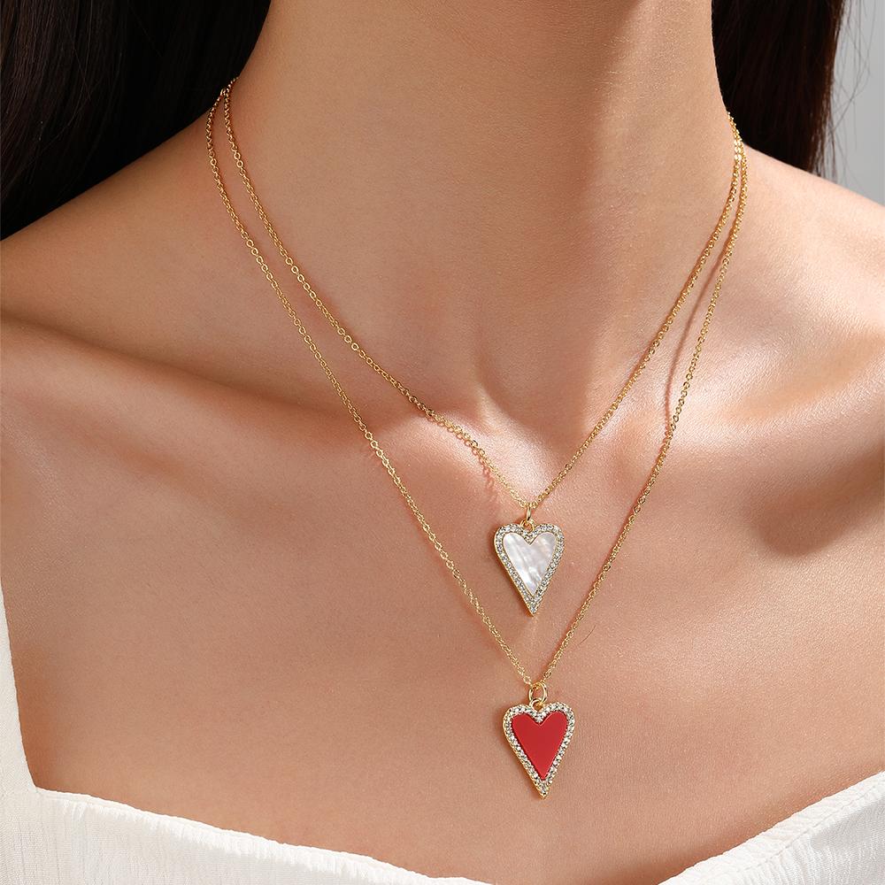 Vintage Love Heart Pendant Necklaces for Women 18K Gold Metal Chains Choker Trendy Jewelry