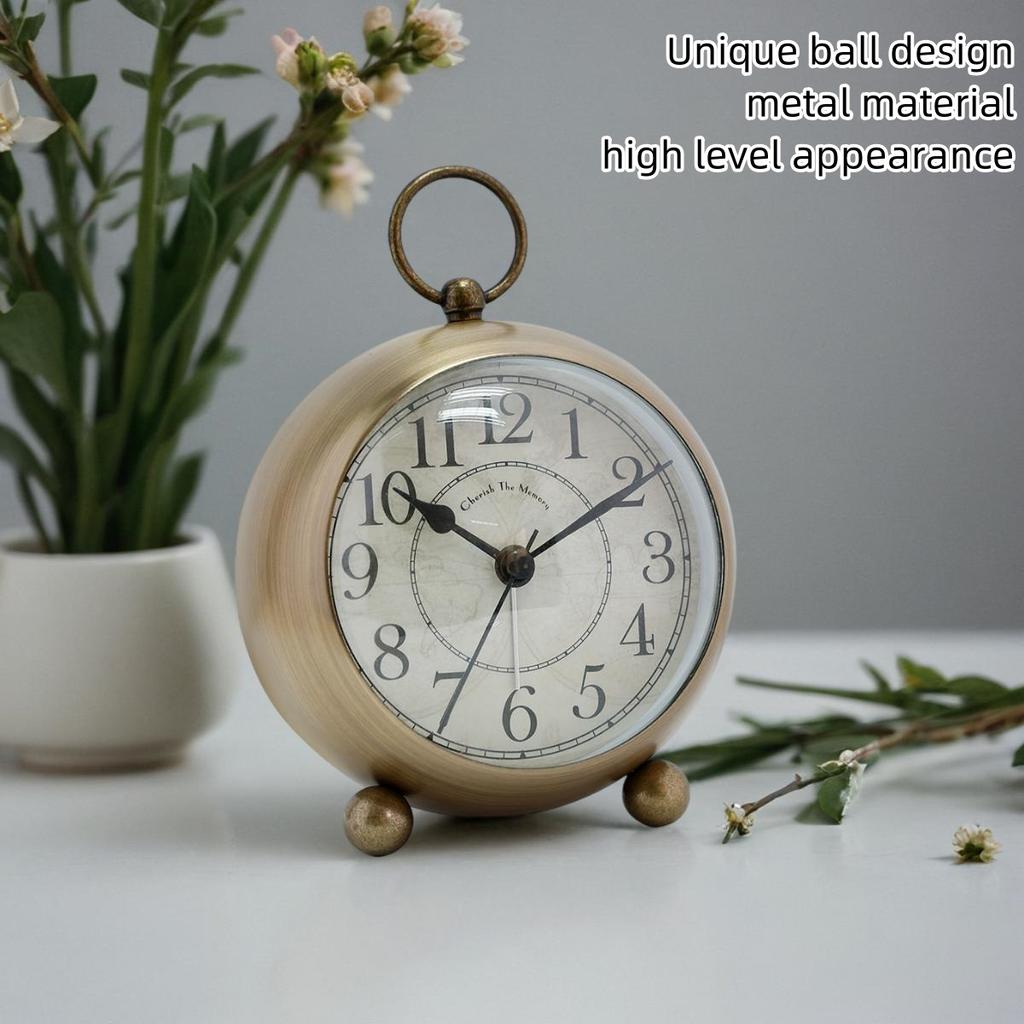 1PC 4.5-inch metal pendant quartz alarm clock, silent scanning second clock, luminous seat clock