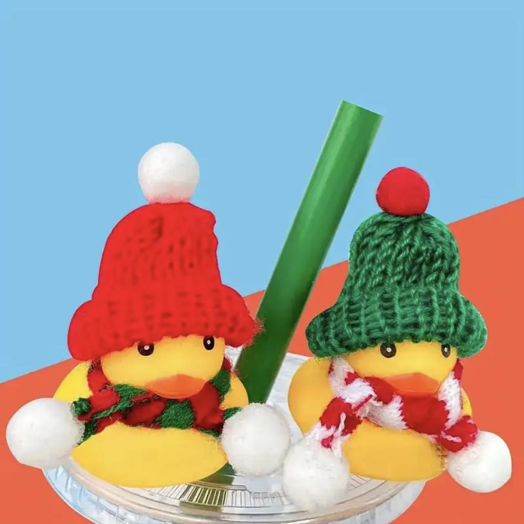 5pcs Mini Knitted Christmas Hat  Cake Toppers Christmas DIY Finger Hat for Christmas New Year Party Cake Decoration Supply