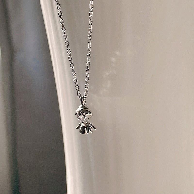 ANENJERY Colier în formă de pandantiv de înger de culoare argintie pentru femei, design drăguț, guler, bijuterii, cadou