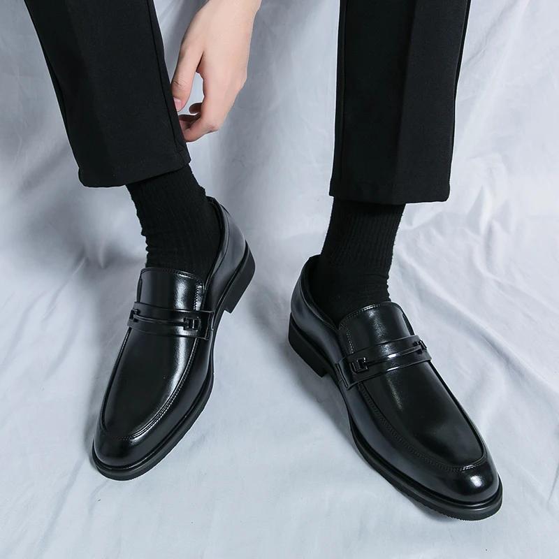 Fashion Men 2025 Fashion Loafers Shoes  New Comfy Mens Soft Sole Leather High Quality Style Men Business Thick Bottom Oxford Work Shoes