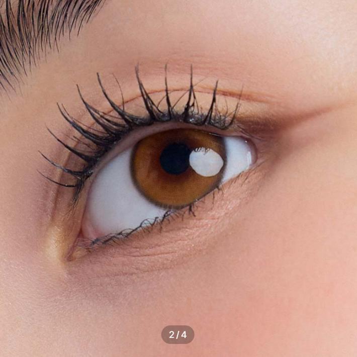 Born2B Christine Brown