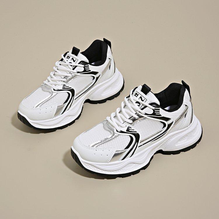 Women's Vulcanized Shoes 2026 Autumn New Outdoor Non Slip Platform Sneakers Comfort Height Increase Fashion Lace Up Casual Shoes