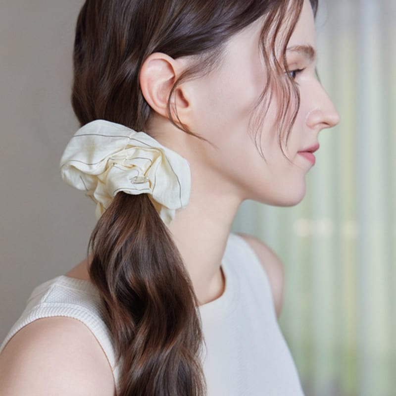 

АВТОР. Мягкая резинка-скранчи (желтый) FREE