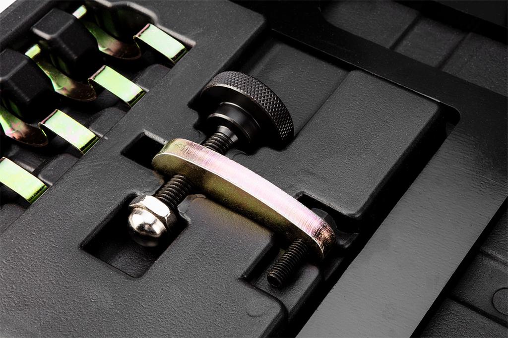 Timing tool kit for BMW petrol engines